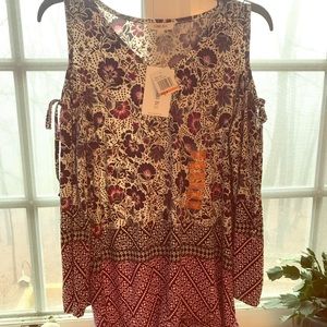 Como Blu Cold Shoulder Blouse NWT